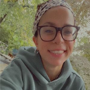 Meet your Posher, Toni